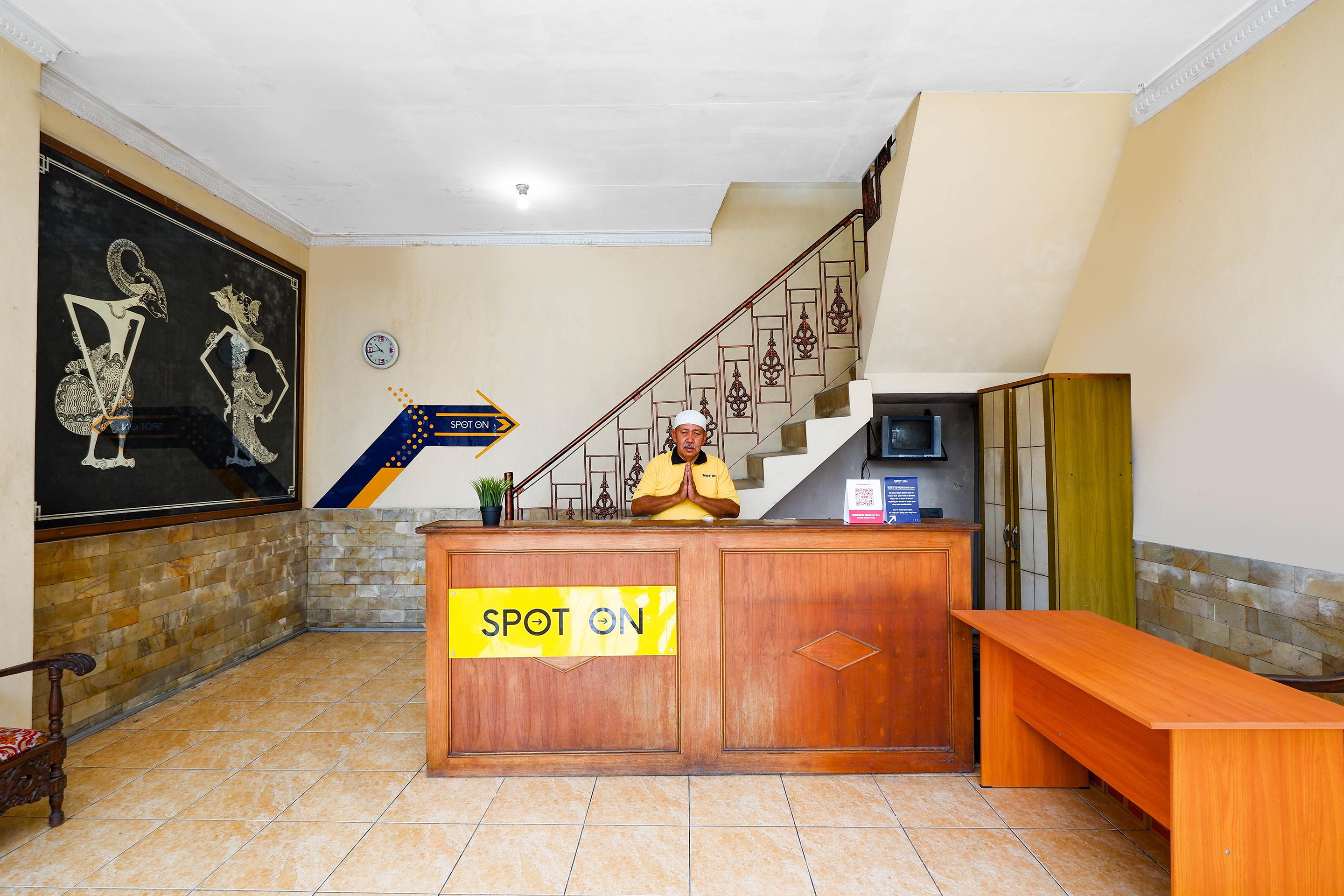 Spot On 2011 Hotel Mekar Sari Solo Zewnętrze zdjęcie