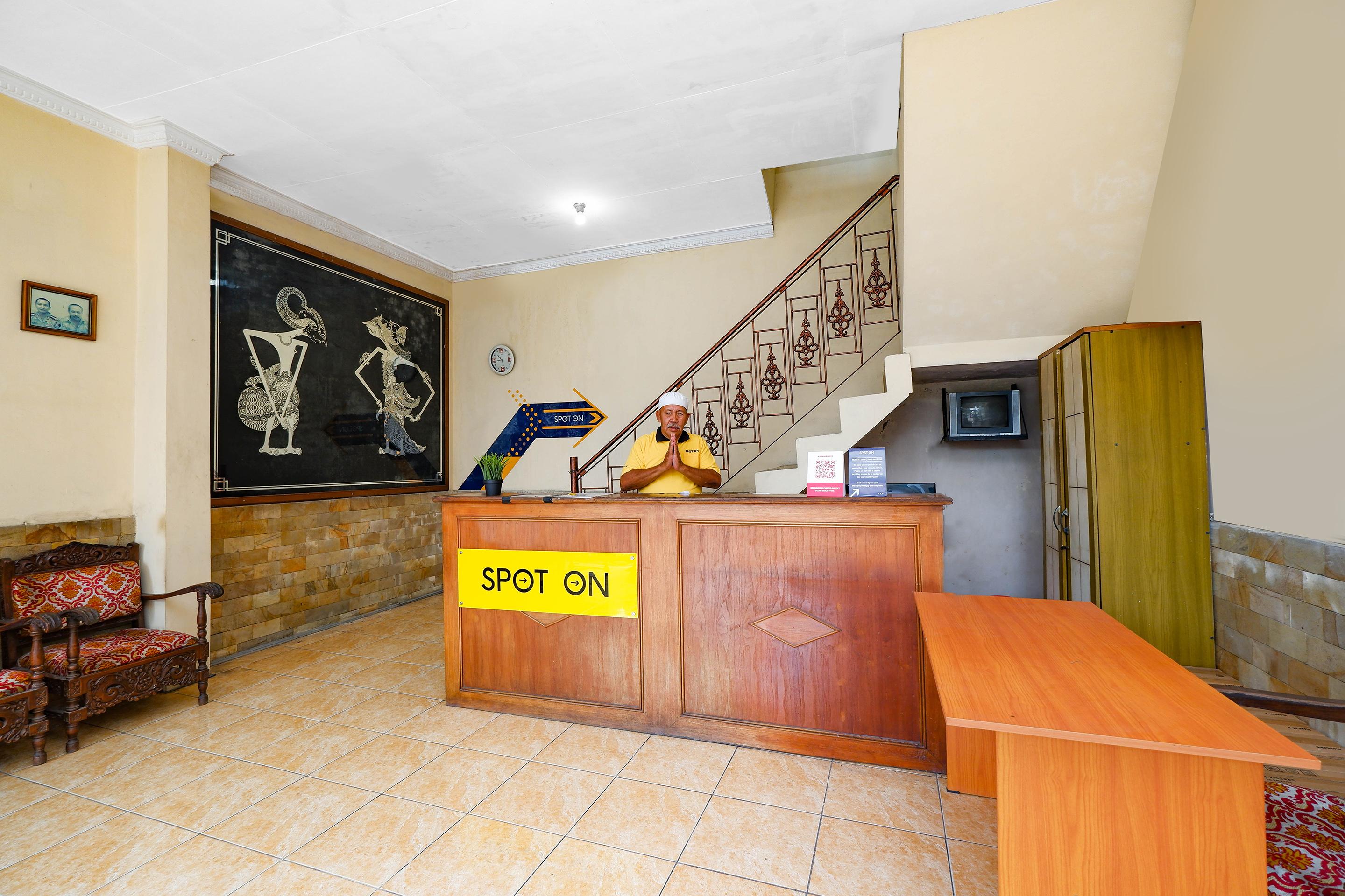 Spot On 2011 Hotel Mekar Sari Solo Zewnętrze zdjęcie