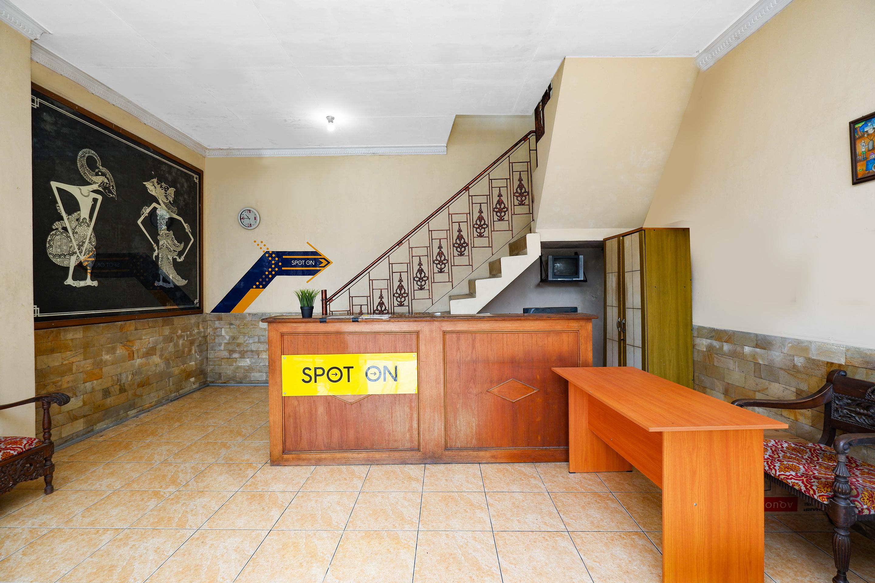 Spot On 2011 Hotel Mekar Sari Solo Zewnętrze zdjęcie